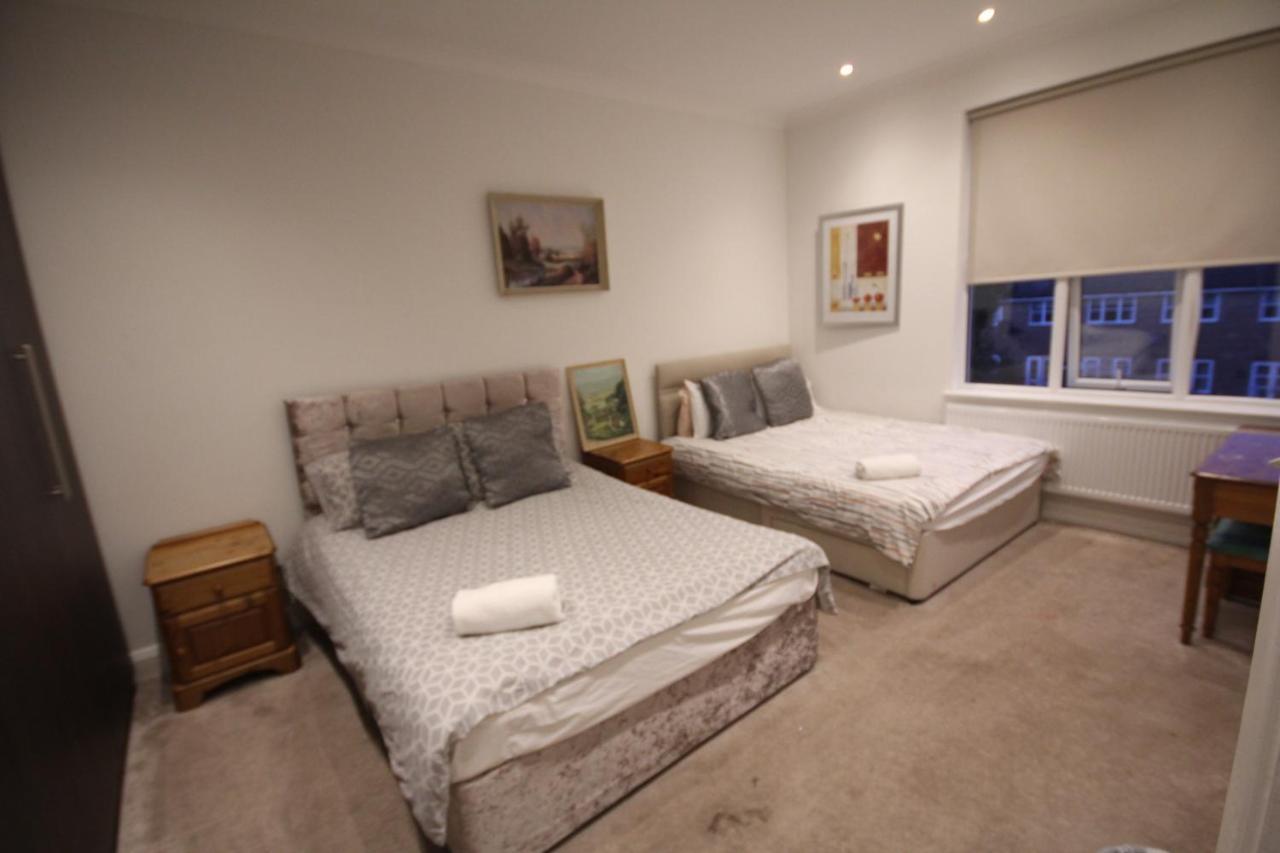 Great West Road Apartments Flat C Londra Exterior foto
